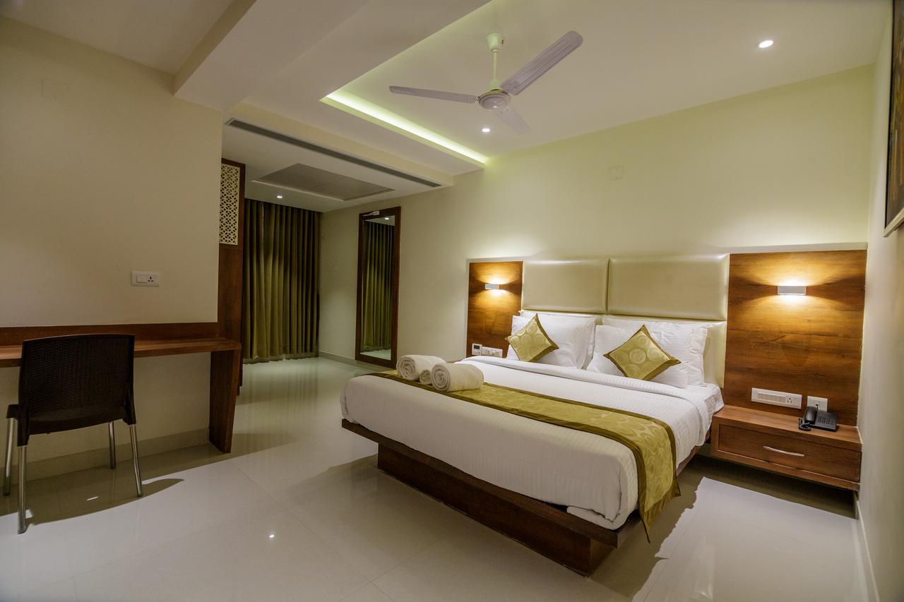 Hotel Tranquil Manipal Εξωτερικό φωτογραφία